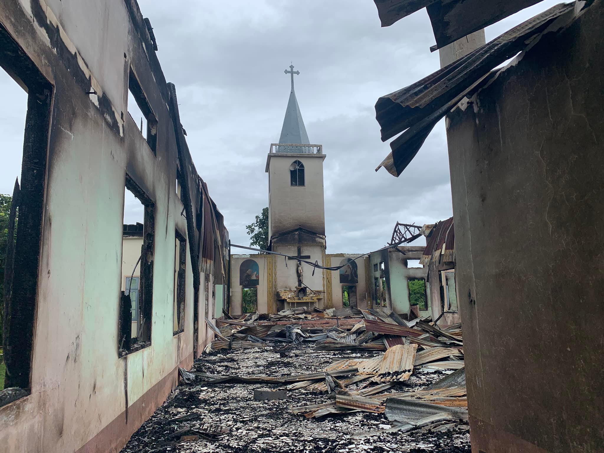 destruição nas terras dos bayingyis