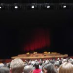 Ao longo de 90 minutos e numa audiência maioritariamente jovem, os músicos encantaram no grande auditório principal da Fundação Gulbenkian, 
