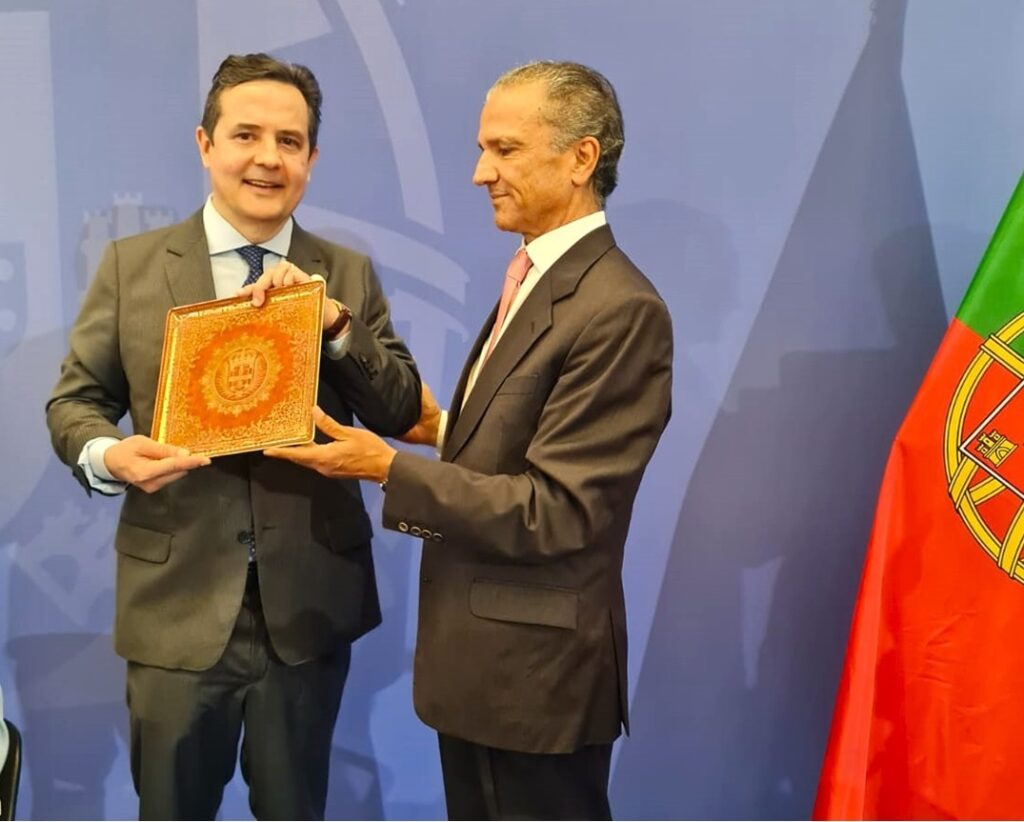Tribunal de Contas de Portugal presta homenagem ao Instituto Rui Barbosa (Brasil) 