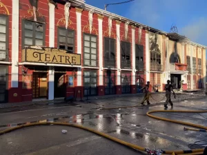 Incêndio em discoteca espanhola faz 13 mortes