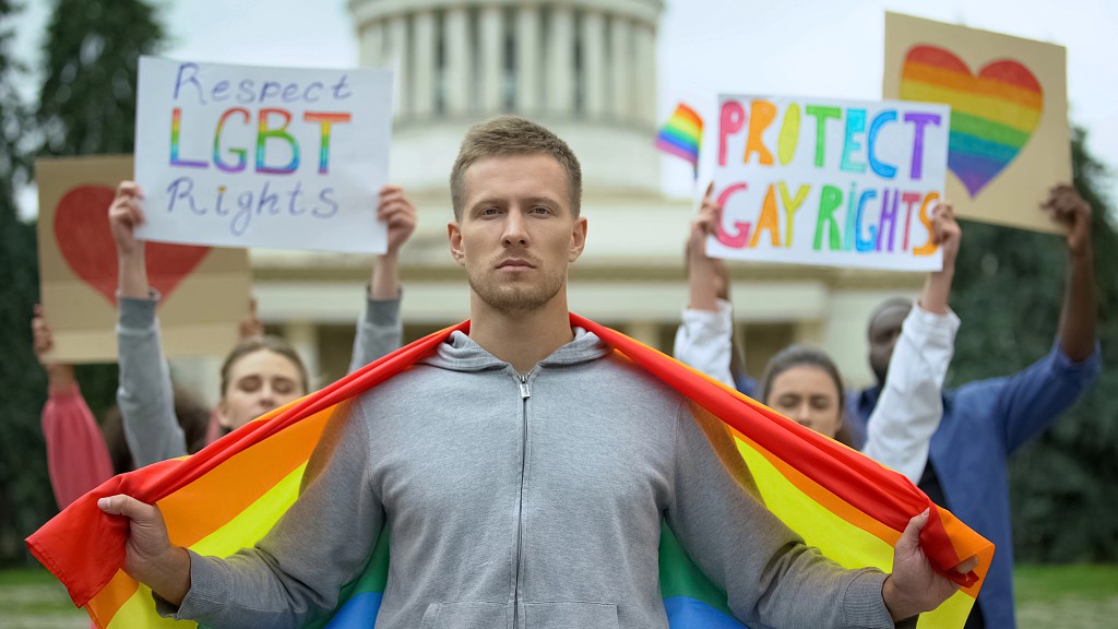 Castelo Branco Mobiliza-se em Defesa dos Direitos Humanos com Primeira Marcha LGBTQIA+