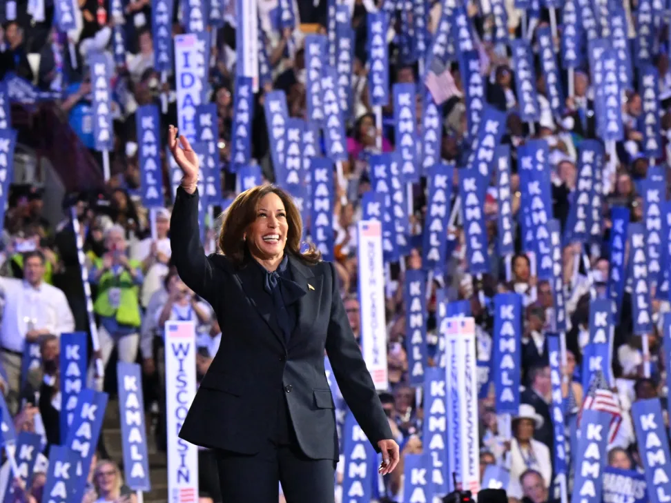 Campanha de Kamala Harris Recolhe 540 Milhões de Dólares em Recorde de Angariação de Fundos