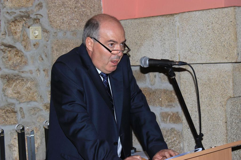 O Regresso à Incompetência: Leopoldo Rodrigues e o Desperdício Público